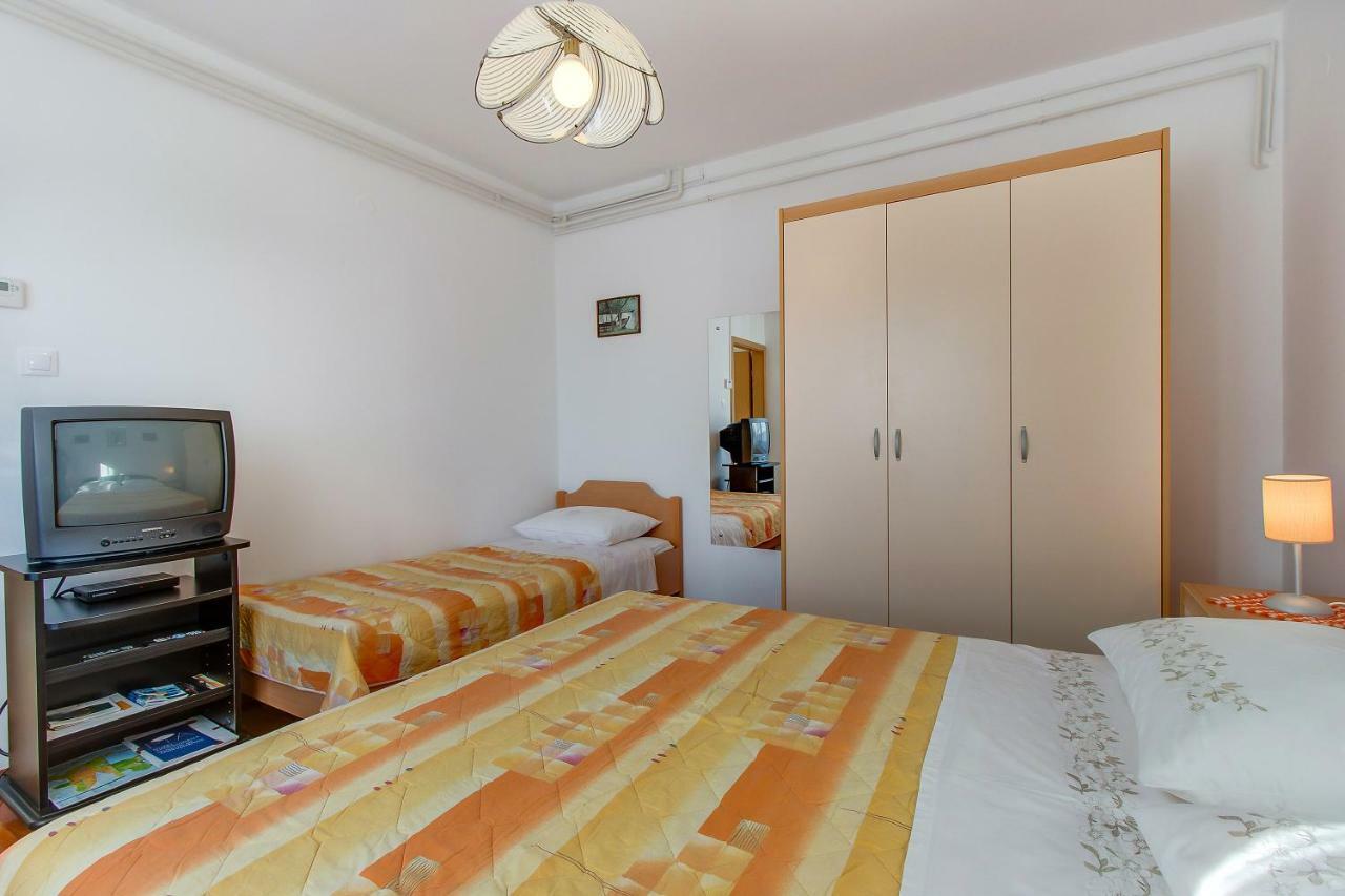 Apartment Simona Mali Lošinj Exterior foto